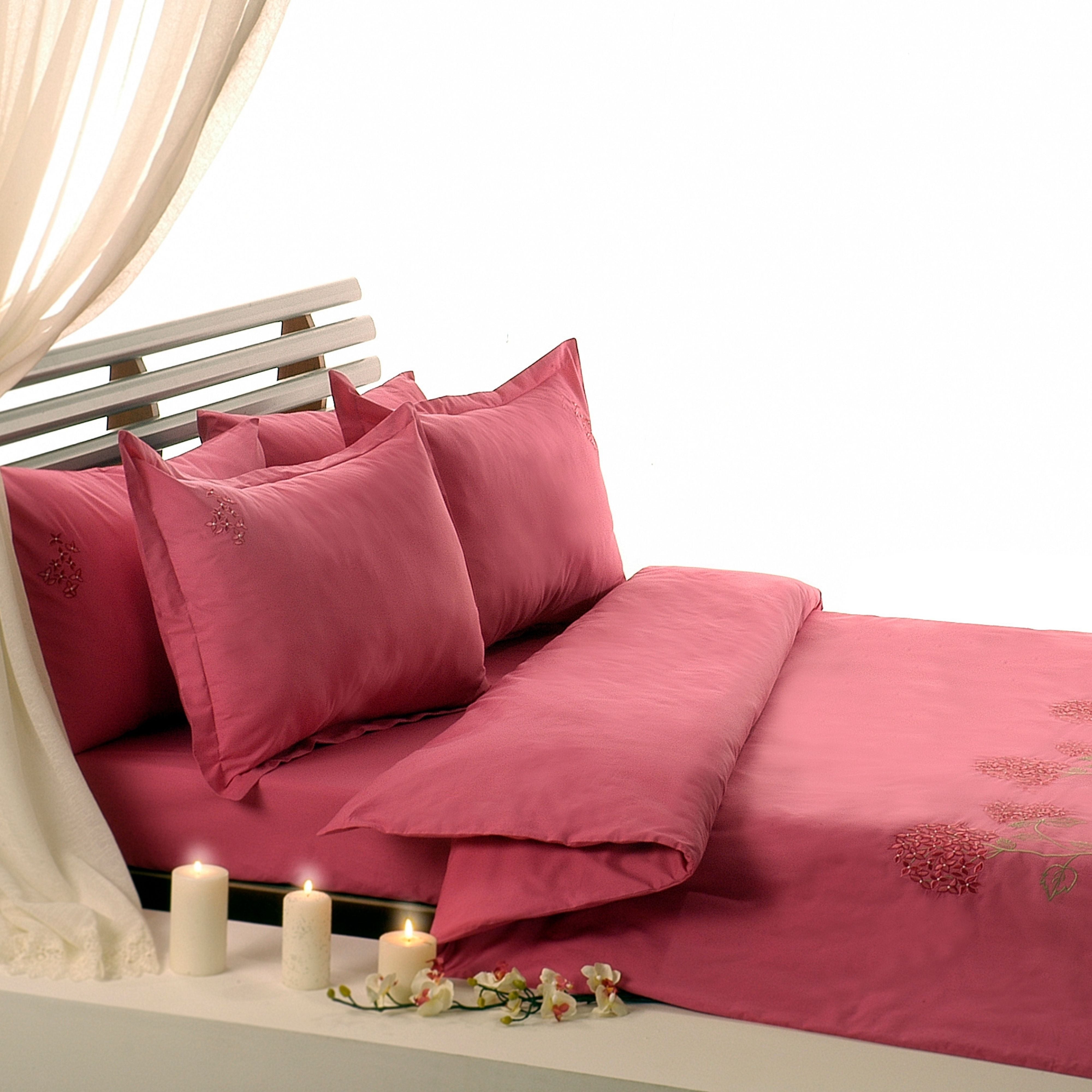 Elevate Your Bedroom Comfort with Luxurious Linen and Cotton Bedding ...