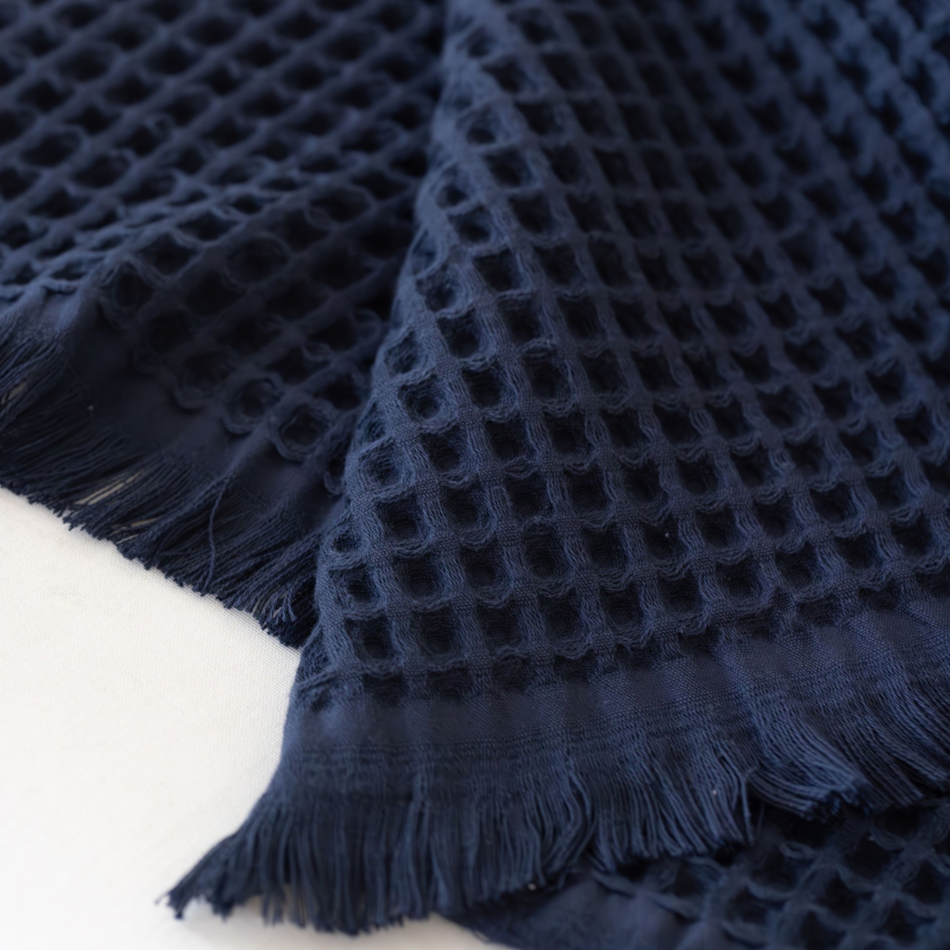 Pack of 25 Bulk Waffle Weave Washcloth Towels, Short Fringed, 100% Turkish Cotton, Dark Blue Anthracite